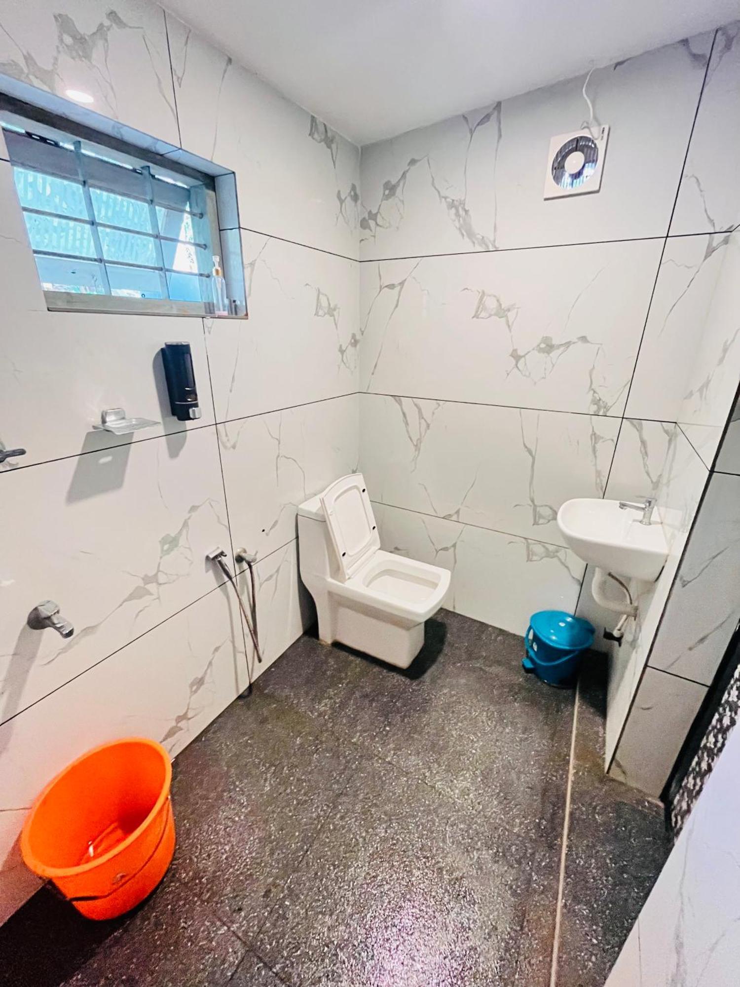Mundro Garden Homestay Mundrothuruth Bagian luar foto
